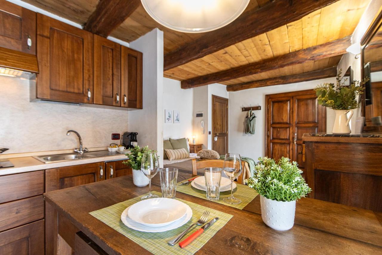 Stay5Vie: Incantevole Monolocale/Balcone/Borgo Domodossola Exterior foto
